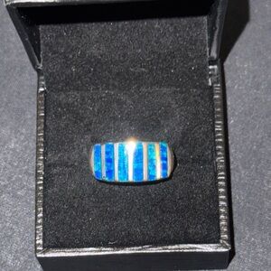 925 Sterling Silver Genuine Blue Opal Ring Handmade Size 8